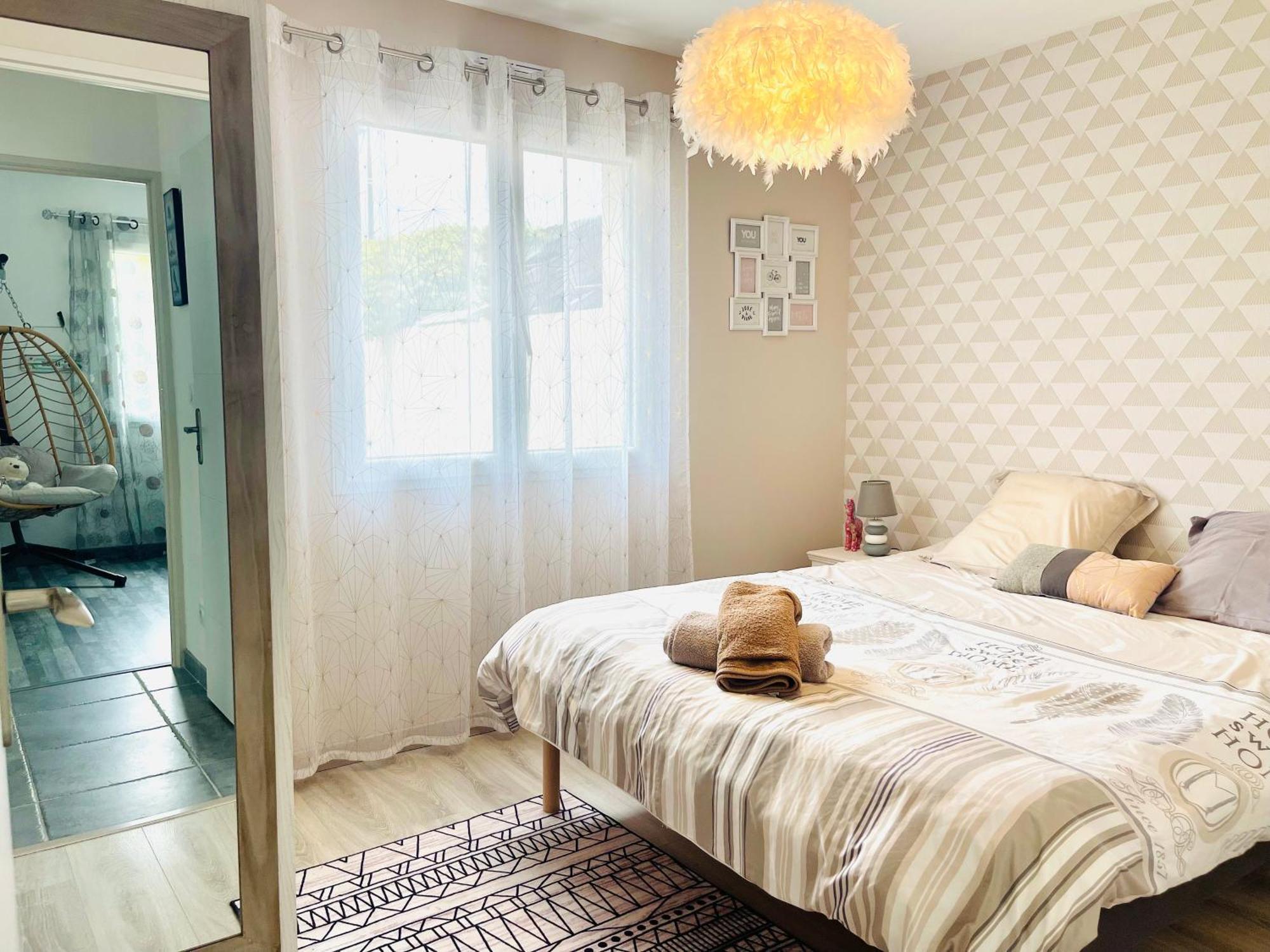 Petite Maison Au Calme Poupry Exteriér fotografie